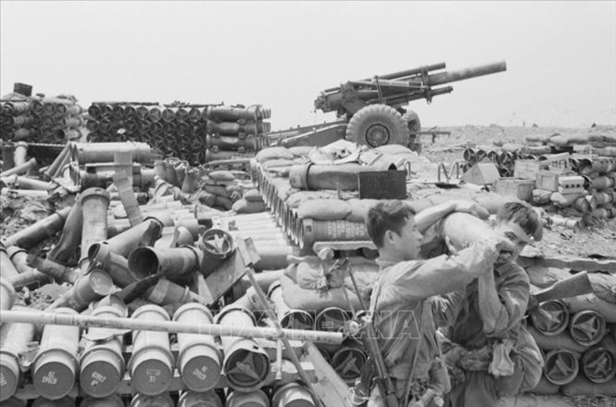 Chiến dịch phản công Đường 9 - Nam Lào diễn ra từ ngày 30/1 và kết thúc thắng lợi vào ngày 23/3/1971. Ta loại khỏi vòng chiến đấu hơn 21.000 quân chủ lực địch. Ảnh: TTXVN. 