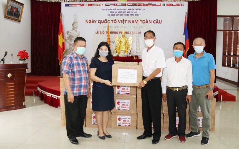 Hỗ trợ kiều bào tại Lào phòng, chống dịch Covid-19 -0