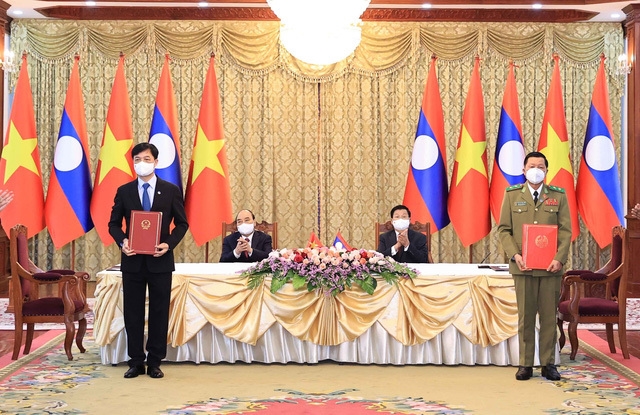Việt Nam- Lào ký kết 14 văn kiện hợp tác - 1