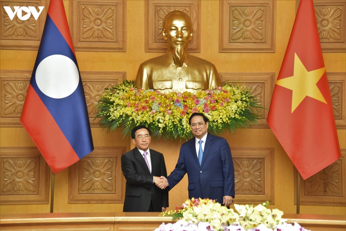 Thủ tướng Phạm Minh Chính và Thủ tướng Lào Phankham Viphavanh.