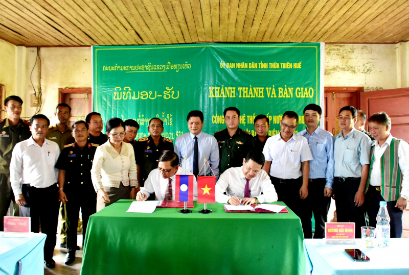 Bàn giao công trình Hệ thống cấp nước sinh hoạt cho tỉnh Sê Kông (Lào)  -0