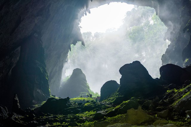 Thúc đẩy hợp tác phát triển du lịch hang động Việt - Lào - Ảnh 2.