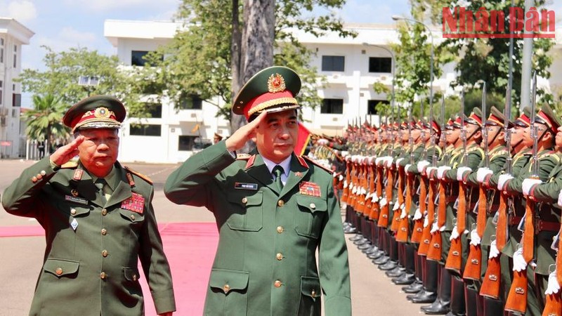 Bộ trưởng Quốc phòng Phan Văn Giang thăm chính thức Lào ảnh 5