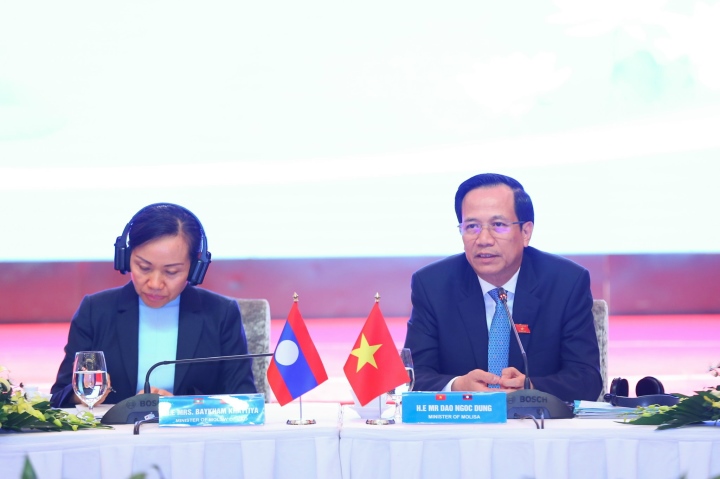 Việt Nam - Lào ký thỏa thuận hợp tác phát triển nguồn nhân lực  - 1