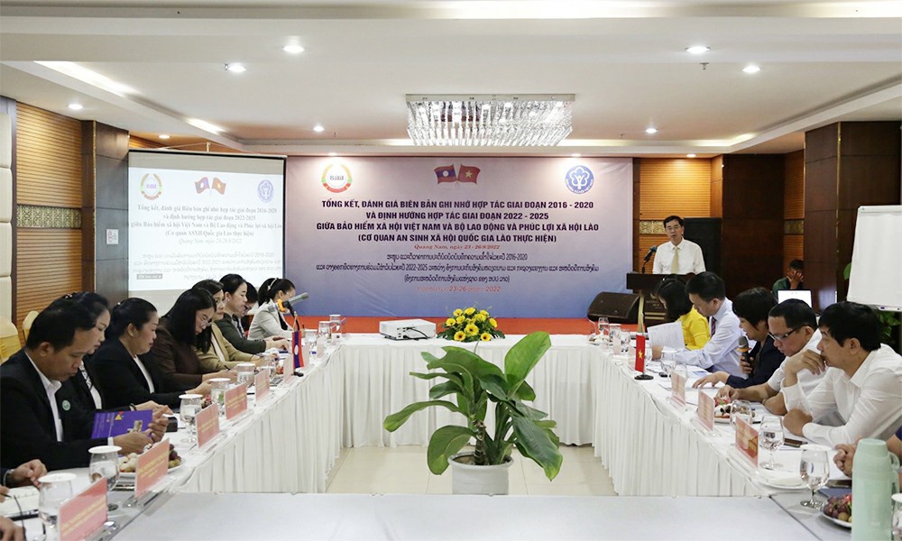 Việt Nam - Lào ký kết hợp tác trong lĩnh vực an sinh xã hội  - ảnh 1