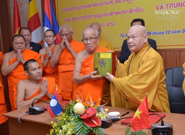 Giáo hội Phật giáo Việt Nam và Liên minh Phật giáo Lào ký kết hợp tác nhiều nội dung quan trọng ảnh 22