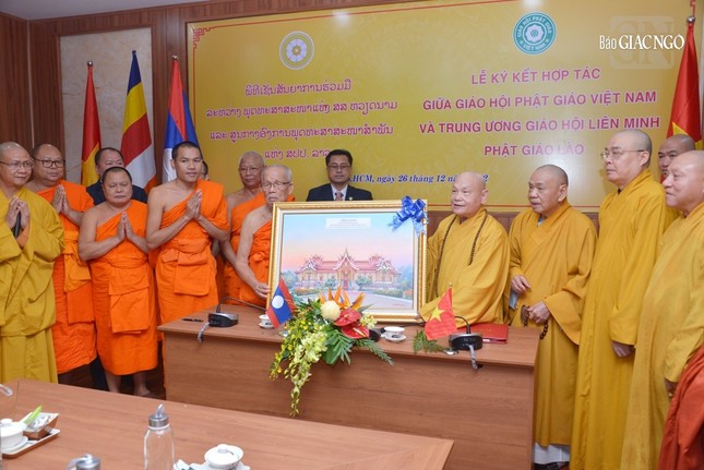 Giáo hội Phật giáo Việt Nam và Liên minh Phật giáo Lào ký kết hợp tác nhiều nội dung quan trọng ảnh 27