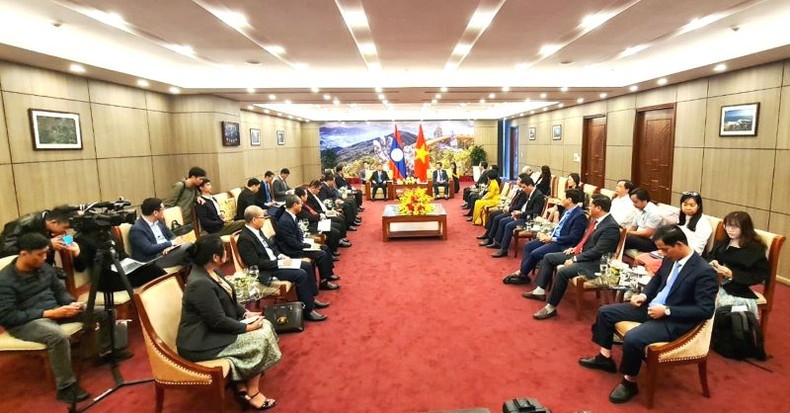 Tiếp tục vun đắp mối quan hệ hữu nghị vĩ đại, đoàn kết đặc biệt và hợp tác toàn diện Việt Nam-Lào ảnh 2