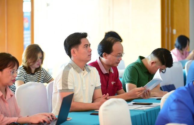 Đoàn đại biểu cấp cao Trung ương Đoàn TNCS Hồ Chí Minh thăm, làm việc tại Lào ảnh 5