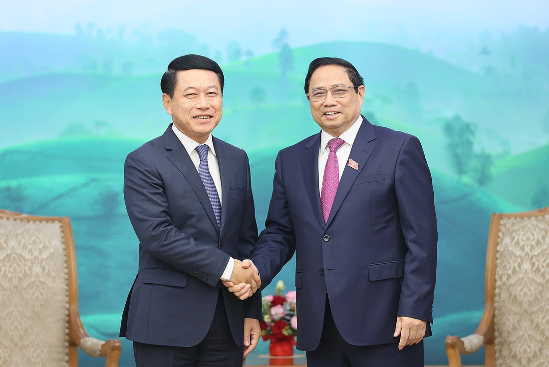 Thủ tướng Phạm Minh Chính tiếp ông Saleumxay Kommasith - Ảnh: TTXVN