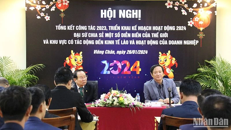 Đại sứ Việt Nam tại Lào tham dự Hội nghị. Ảnh: Trịnh Dũng